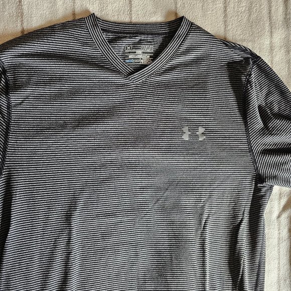 Underarmour Other - Underarmour Long Sleeve Cold Gear Size M.